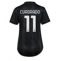 Fotbalové Dres Juventus Juan Cuadrado #11 Dámské Venkovní 2022-23 Krátký Rukáv